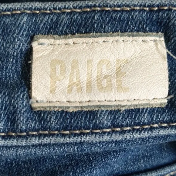 Paige Hoxton Slim Crop, cotton blend, raw frayed hems, mid rise, 29