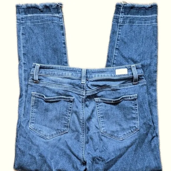 Paige Hoxton Slim Crop, cotton blend, raw frayed hems, mid rise, 29
