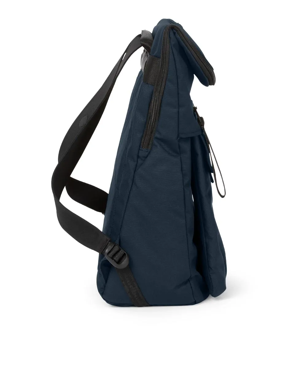 Pinqponq Klak Rucksack aus recycelten PET-Flaschen Construct