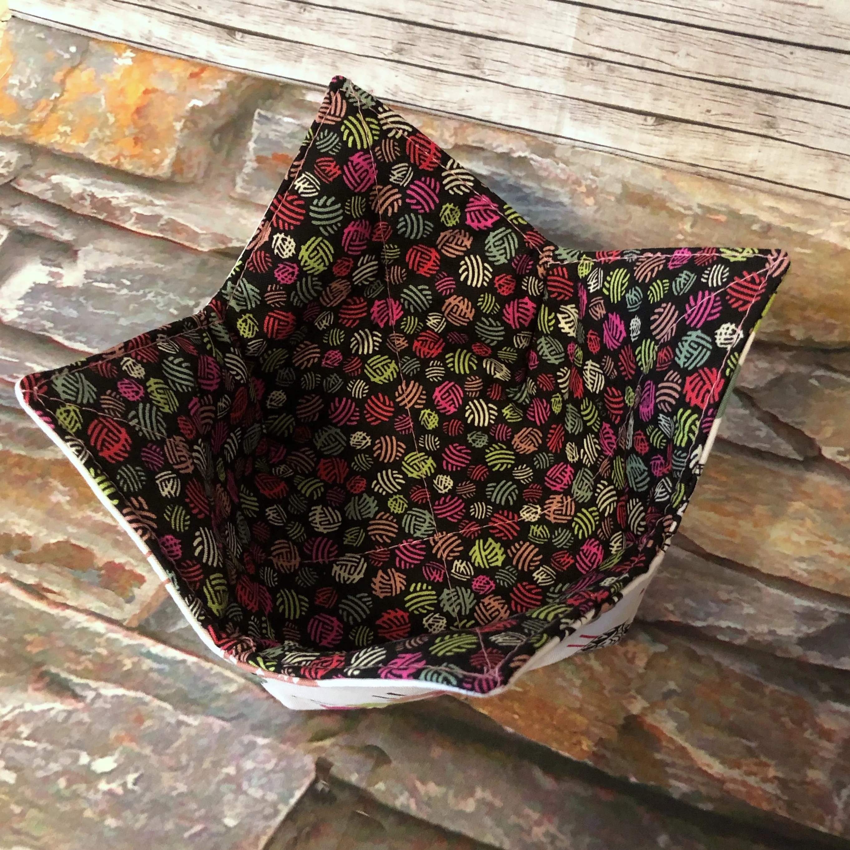 Portable Yarn Bowl - Llama Llama