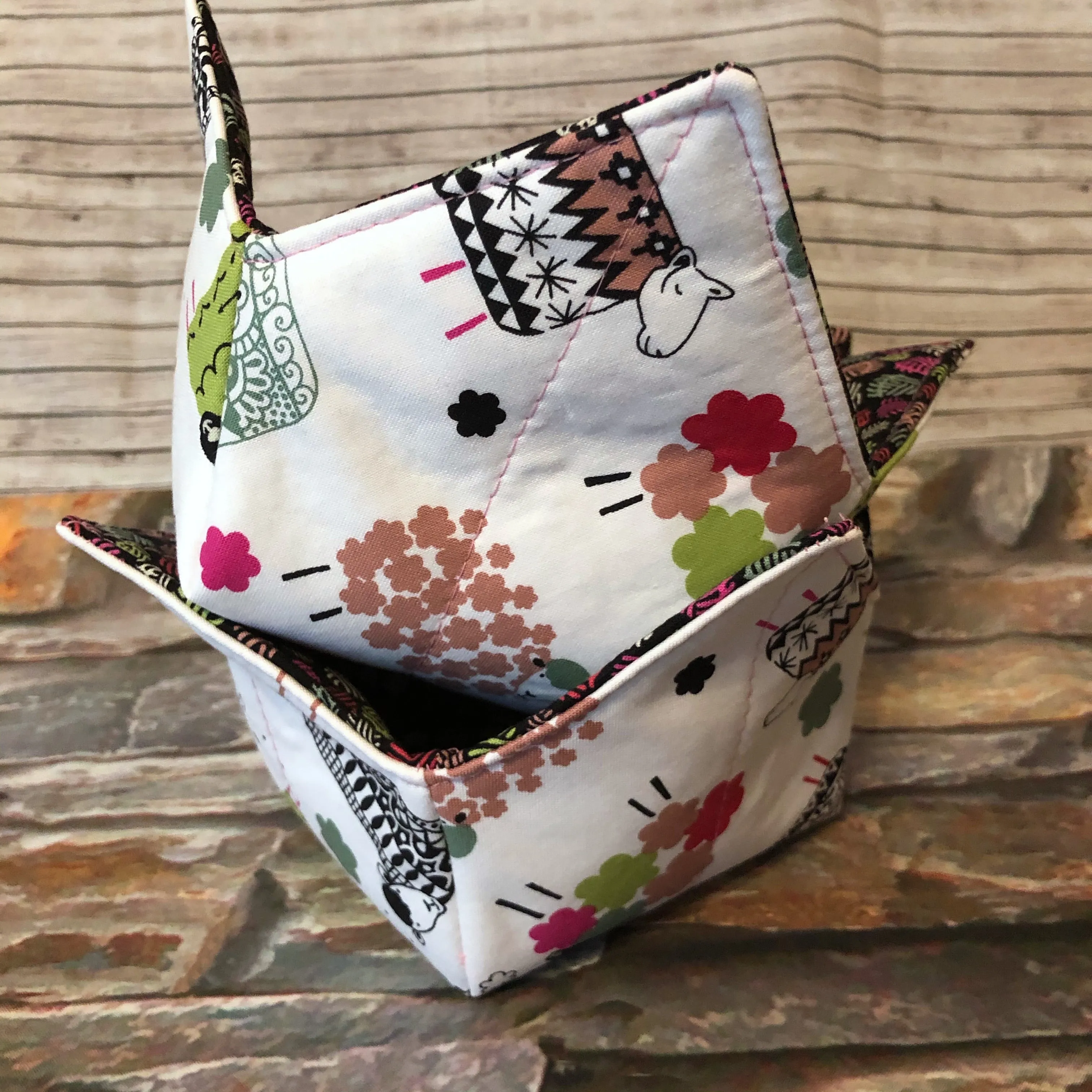 Portable Yarn Bowl - Llama Llama