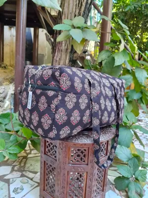 Rectangle Travel Bag Black ethnic print