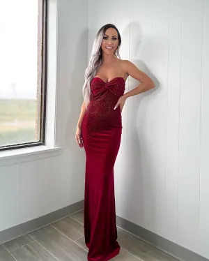 Ruby Dazzle Velvet Dress - Red