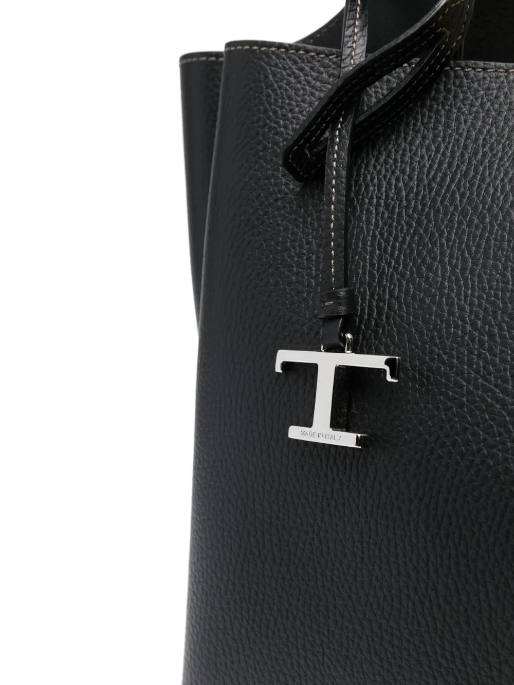 T timeless medium leather tote bag