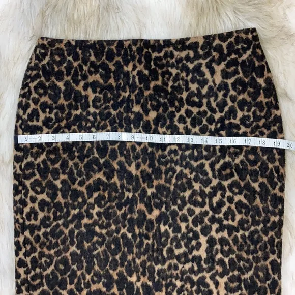 Talbots Leopard Polyester - Wool Pencil Skirt - Size 8