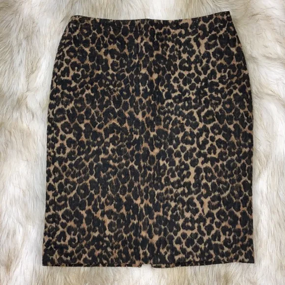 Talbots Leopard Polyester - Wool Pencil Skirt - Size 8
