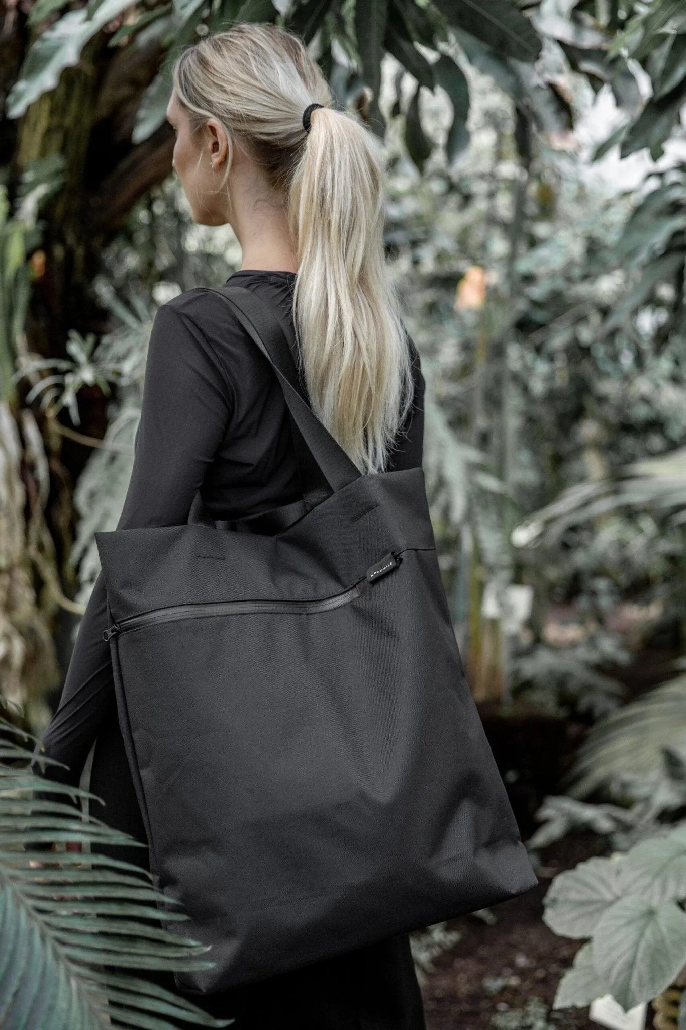 VIK tote bag