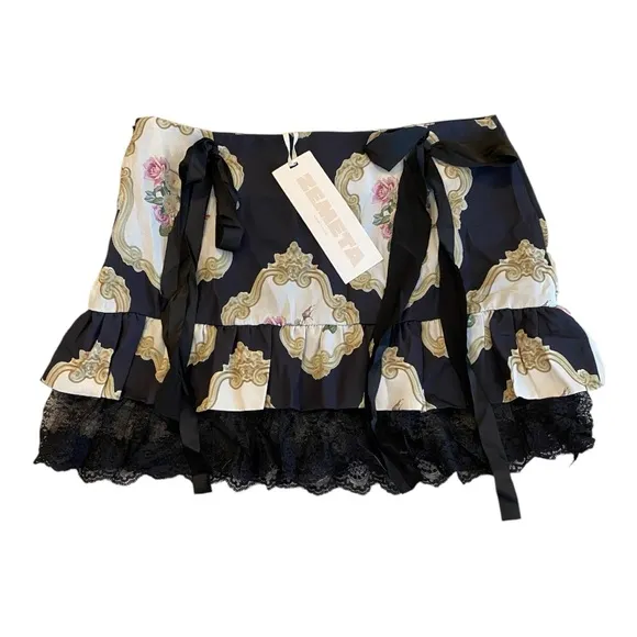 Zemeta Mini Skirt Renaissance Rose Tutu in Black Size Medium
