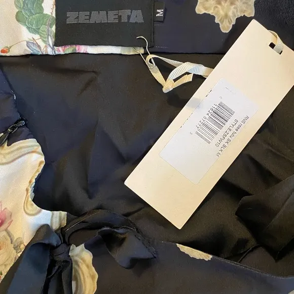 Zemeta Mini Skirt Renaissance Rose Tutu in Black Size Medium